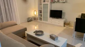 Agradable casa con piscina - Image 2