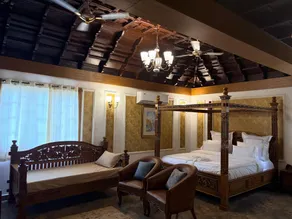 Royal Villa - Image 2