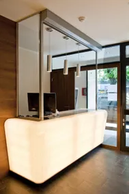 Basic Hotel Innsbruck - Image 2