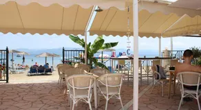 Stavros On The Beach Studios and Apartments - Image 3