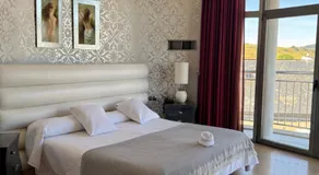 Hotel Villa de Cacabelos - Image 2