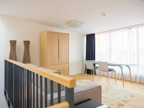 Historic 4 Floor Townhouse - Terrace - King Bed - Image 5