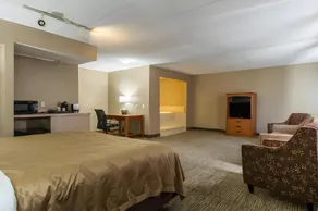 OYO Greenridge Hotel - Image 3