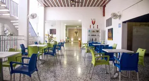 Hotel Mall Santana Del Río - Image 4