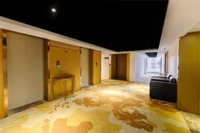 Gelphine Blues Coffee Hotel - Image 3