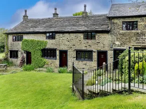 Cottage in Hawkshaw with Countryside Views - Image 4