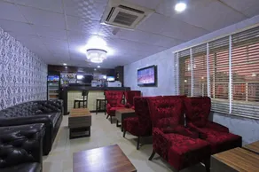 Valley Front View Hotel- Guest Room - Image 3
