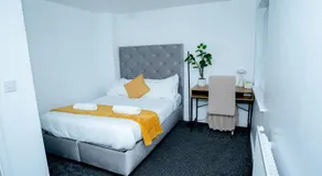 1 minute walk to Liverpool Stadium Free Private Parking, Anfield Liverpool Entire House - Image 2