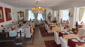 Boutique Hotel Joli Bois - Image 5