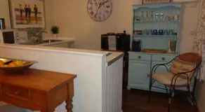 Log Cabin, Conveniently Situated halfway between Stratford and Warwick - Image 3