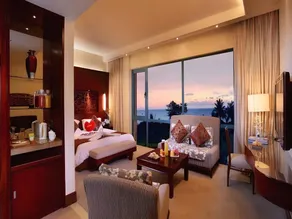 Tianhong Resort Hotel, Yalong Bay, Sanya - Image 2