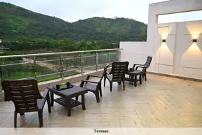 Mambos villa - Image 4