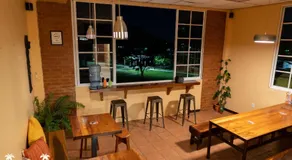 Yellow Belly Backpackers - Image 4
