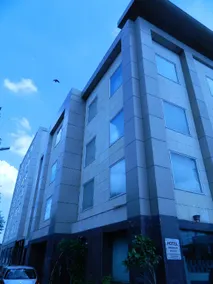 Hotel The Sea Valley Azure Gurugram - Image 4
