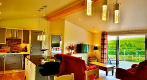 Arbennig Luxury Lodges - Image 3