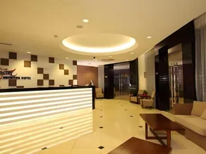 Country Hotel - Image 3