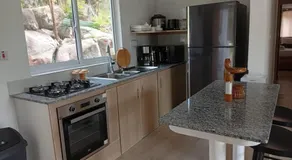 Blissful hill top Apartment - Image 3