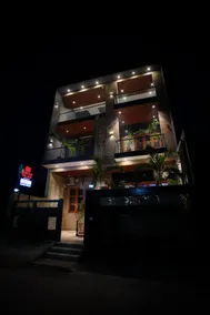 Amritam Palace A Luxury AC Home Stay - Image 4