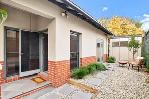Wellness Escape: 1-Bed Home + Studio & Sauna - Image 5