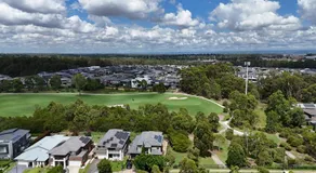 Golf Course Frontage House - Image 4