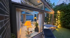 Apartment with terrace - Image 3