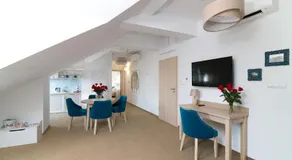 Villa Astra - Apartments & Restaurant - Image 3