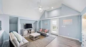 Stunning beach house with huge game room, close to beach - Image 2