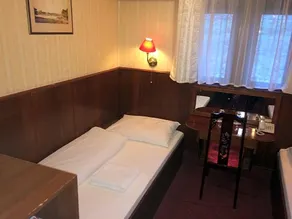 Botel Marina - Image 3