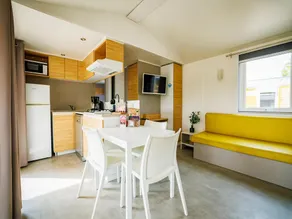 Chalet by Maurik Lake with Hammock - Image 3