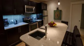Around the Sea - Cana da's Rotating House, Suites & Tours - Image 2