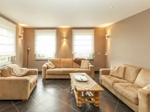 Beautiful villa with sauna and jacuzzi in the region Haspengouw - Image 3