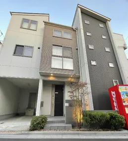 Skytree House In Tokyo - Image 5