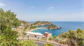 Gorgeous Home In Roccalumera With Wifi - Image 3