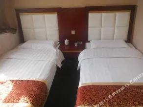 Zhengping Business Hotel - Image 3