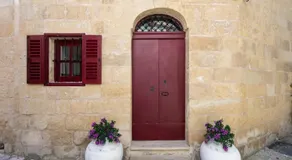 Authentic Maltese 2-bedroom House with Terrace - Image 5