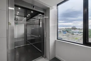 CBD Apartments by the International - Image 3