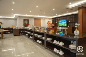 Signature Guest Hotel - Image 4