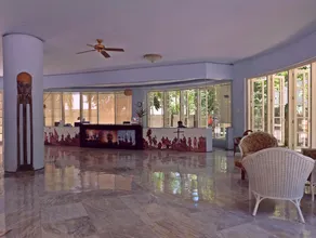 Cordova Reef Village Resort - Image 2