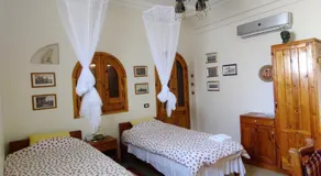 Alexander Lodge - Image 2