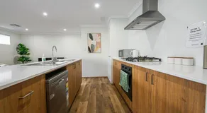 StayAU 4BRM Family Beach Retreat in Secret Harbour - Image 4