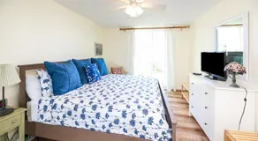 D102 - Pierview Retreat - Image 1