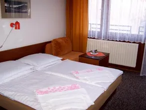 Hotel SOREA HUTNÍK - Image 2