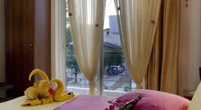 Hotel George - Image 2