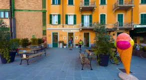 ISEO LAKE ESCAPE - 2BR, Terrace, Air Conditioning & Fast Wi-Fi - Image 2