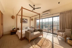 Ava Villa - Image 2