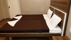 Hotel Haridwar - Image 4