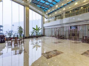 New Energy Hotel - Image 5