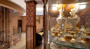 Real Hotel - Image 4