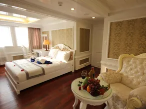 Signature Halong Cruise - Image 4