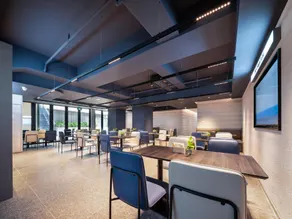 Atour Light Hotel Dalian Zhongshan Square Renming Road - Image 4